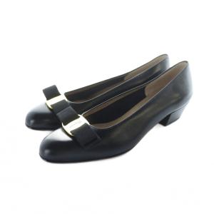 ヴァラ パンプス チャンキーヒール リボン レザー ロゴ 6 23.5cm 黒 ブラック GY40 /MQ