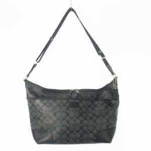 ショルダーバッグ ワンショルダー PVC レザー 革 シグネチャー ロゴ型押し 黒 ブラック F71107