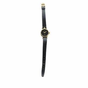 GUCCI 腕時計 ウォッチ クォーツ レザーベルト ロゴ 黒文字盤 ゴールド色 GY18 /MQ OH