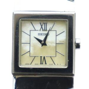 4N20-2030 腕時計 ウォッチ クォーツ シェル文字盤 スクエア ローマン シルバー色 GY18