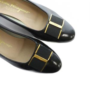 Salvatore Ferragamo パンプス リボン パテントレザー チャンキーヒール ロゴ 6 23.5cm 黒 ブラック GY11 /MQ
