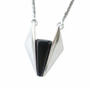 ネックレス アクセサリー ペンダント ロゴ シルバー色 GY11 /MQ