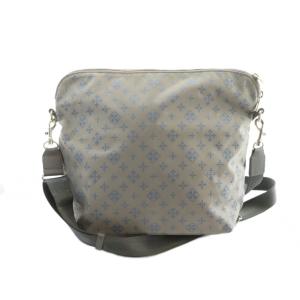 ショルダーバッグ 斜めがけ ロゴ ナイロン 総柄 グレー GY18 /MQ
