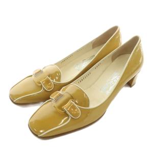 ヴァラ パンプス エナメル ラウンドトゥ ヒール ロゴ 7.5 24.5cm カラシ色 黄色 イエロー