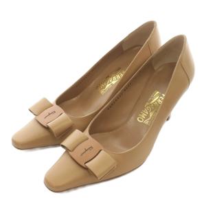 ヴァラリボン パンプス レザー ポインテッドトゥ ハイヒール ロゴ 9 26cm 茶色 ブラウン /XZ