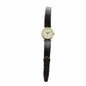 GUCCI 腕時計 シェリーライン ウォッチ クォーツ レザーベルト ロゴ ゴールド色 GY11 /MQ OH