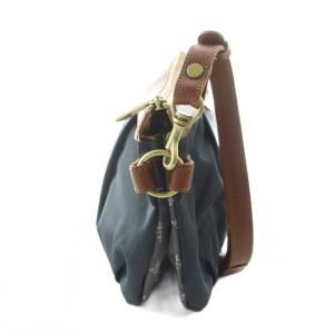 russet ショルダーバッグ 斜めがけ ロゴ ナイロン レザー グレー GY11 /MQ