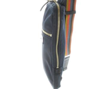 PAUL SMITH ボディバッグ ショルダーバッグ クロスボディ ナイロン レザー 革 ロゴ マルチボーダー 紺 ネイビー