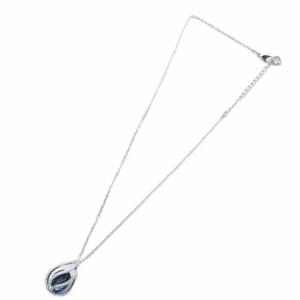 SWAROVSKI ティアドロップ ネックレス アクセサリー ペンダント ロゴ ラインストーン シルバー色 GY11 /MQ