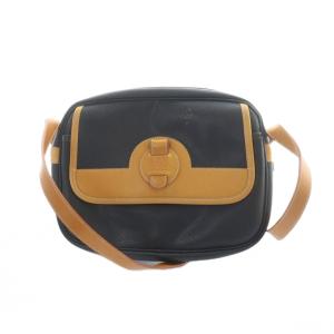 ショルダーバッグ 斜めがけ レザー ロゴ 黒 ブラック GY18 /MQ