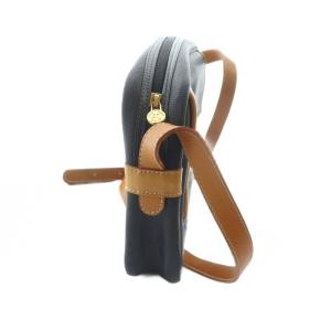 courreges ショルダーバッグ 斜めがけ レザー ロゴ 黒 ブラック GY18 /MQ