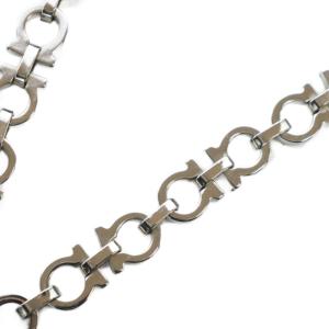Salvatore Ferragamo ネックレス アクセサリー ガンチーニ ロゴ シルバー色 GY18 /MQ