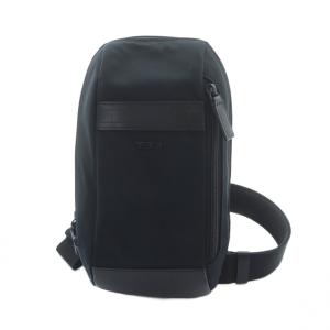 66711D0 スリングバッグ ショルダーバッグ 斜めがけ ナイロン レザー ロゴ 黒 ブラック GY18