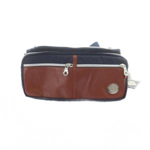 AUGUSTINO 10 HE PL-B ショルダーバッグ 斜めがけ ボディバッグ レザー ロゴ 茶 ブラウン