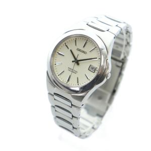ジャンク品 8F32-0130 腕時計 ウォッチ クォーツ カレンダー付き