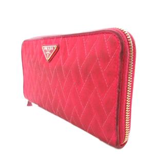 PRADA 長財布 サイフ キルティング プレート ラウンドファスナー ショッキングピンク /YJ GY11