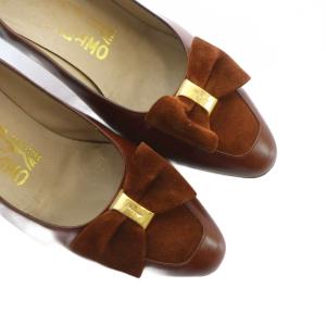 Salvatore Ferragamo パンプス スクエアトゥ レザー スエード ロゴ リボン 7.5 24.5cm 茶 ブラウン GY18 /MQ