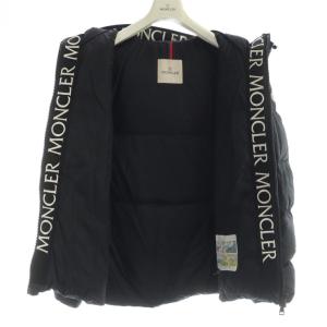 MONCLER MONTCLAR ダウンジャケット 3 D20914132085