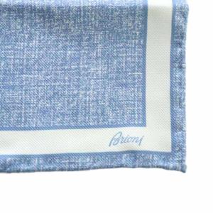 BRIONI ポケットチーフ ハンカチ ロゴ 絹 シルク 青 ブルー GY17 /MQ