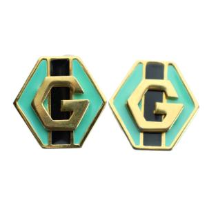 イヤリング アクセサリー 両耳用 クリップ式 ロゴ ゴールド色 GY11 /MQ