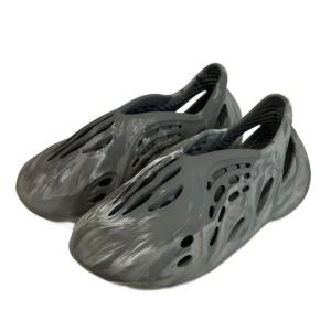 イージー フォーム ランナー YEEZY FOAM RUNNER サンダル スリッポン