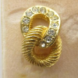 Christian Dior イヤリング アクセサリー クリップ式 両耳用 ゴールドカラー GY18 /MQ OH