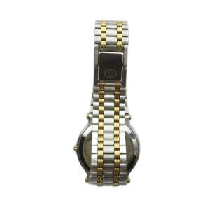 GUCCI 9000M 腕時計 ウォッチ クォーツ カレンダー付き デイト ロゴ シルバー色 ゴールド色 GY17