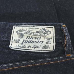 DIESEL LARKEE デニムパンツ ボタンフライ 33 ネイビー