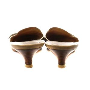 HERMES ミュール ヒール アーモンドトゥ 金具 36.5 ベージュ