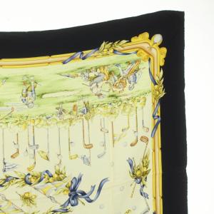 Salvatore Ferragamo スカーフ イタリア製 シルク100％ マルチカラー