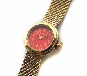 CITIZEN 腕時計 クォーツ 赤色文字盤 ゴールド色 メッシュベルト 4520 S052653