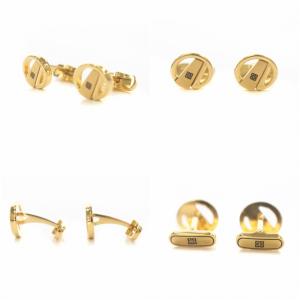 GIVENCHY タイピン＆カフス 4点セット 箱あり ゴールド色