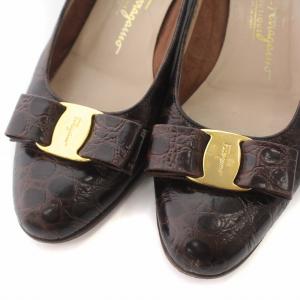 Salvatore Ferragamo パンプス ヴァラ ゴールド金具 レザー 6 24cm 茶 ブラウン