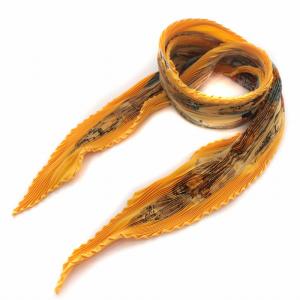 カレ90 タンザニア ツイリー プリーツスカーフ  アニマル 動物 絹 シルク オレンジ