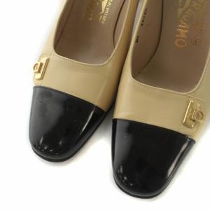 Salvatore Ferragamo ガンチーニ パンプス ヒール ラウンドトゥ レザー 6 24cm ベージュ 黒 ブラック
