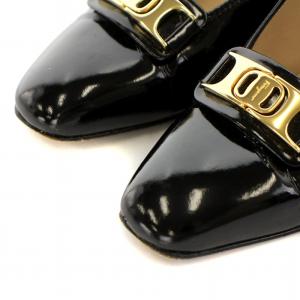 Salvatore Ferragamo パンプス スクエアトゥ チャンキーヒール ゴールド金具 エナメル 6.5 24.0?p 黒 ブラック DE36500 GY18
