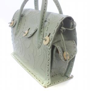 CARVING TRIBES マエストラ ハンドバッグ レザー 牛革 花 ボタニカル 総柄 型押し ミントグリーン