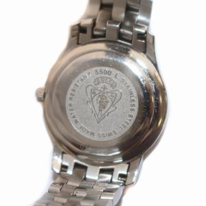 GUCCI 腕時計 ウォッチ クォーツ ローマン デイト 3針 シルバー色 文字盤黒 ブラック 5500L