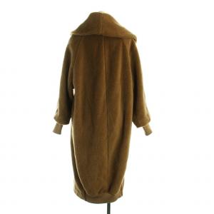Max Mara 白タグ LEISURE MATASSA TEDDY COAT WITH MINI BELT