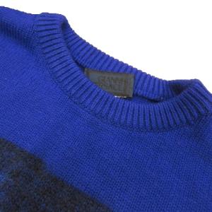 GIANNI VERSACE ニット セーター ラウンドネック 長袖 インターシャ ワンポイント 54 XL 青 ブルー