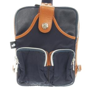 ボディバッグ ショルダーバッグ レザー シルバー金具 ロゴ バイカラー 配色 紺 ネイビー /MN21