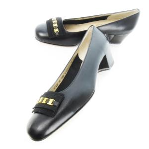 LAMBERTA パンプス ミドルヒール スクエアトゥ レザー 本革 リボン ワンポイント ゴールド金具