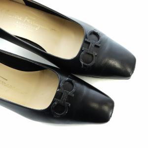 Salvatore Ferragamo パンプス スクエアトゥ リボン レザー ロゴ 5.5 22.5cm 黒 ブラック GY19 /MQ