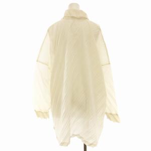 me ISSEY MIYAKE 斜めプリーツ シャツ ブラウス シアー アイボリー M141J572