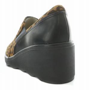 Clarks Mazy Squam メイジースクアム スニーカー 厚底 コンフォートシューズ スエード レオパード柄