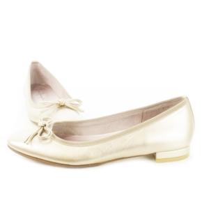 GINZA Kanematsu AQUA BELL バレエシューズ パンプス フラット シャイニー レザー 革 リボン 22.5 シャンパンピンクカラー