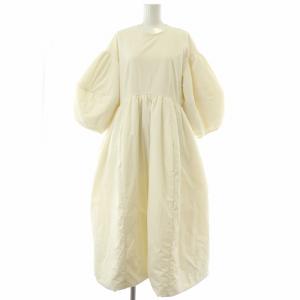 VOLUME ONEPIECE ワンピース ロング 半袖 七分丈 中綿 総裏地 2 M 白 ホワイト アイボリー