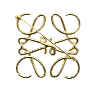 LOEWE ピンブローチ アナグラム ゴールドカラー