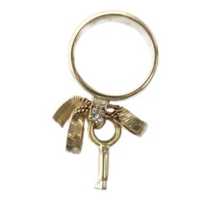 Chloe 指輪 リング アクセサリー リボン 13号 ゴールド色 GY99 /MQ