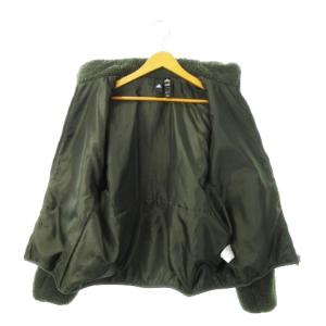 adidas ボアジャケット フリースジャケット スタンドカラー ジップアップ アウトステッチ ロゴ 刺繍 スリーストライプス